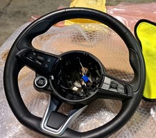 Volante Giulia Stelvio My20