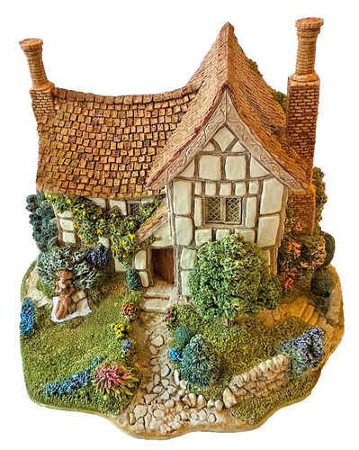 Lilliput lane hampton manor - lane,