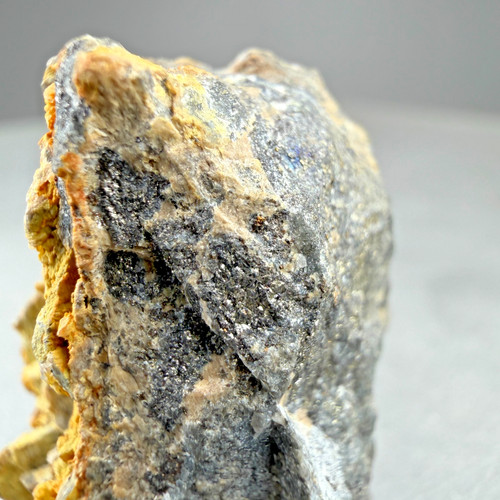 Rich sylvanite tellurio - rich,