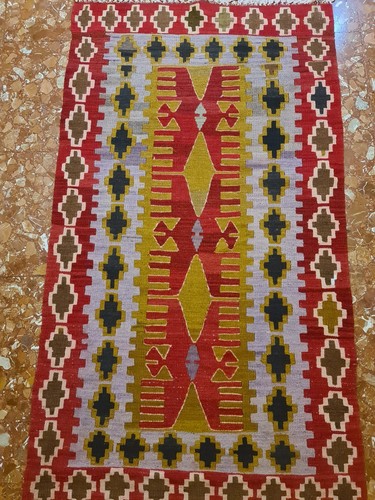 Tappeto orientale kilim
