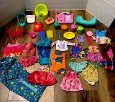 Lotto vestiti e accessori