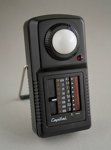 Flash meter capital - meter, f-2