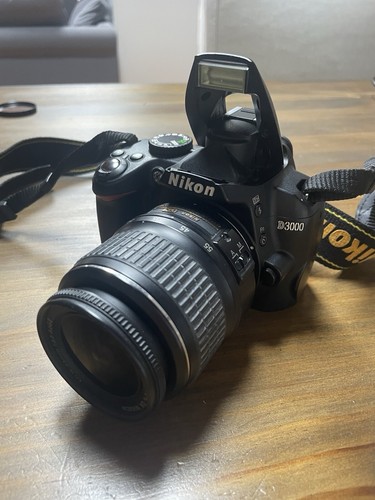 Nikon d3000 - nikon,
