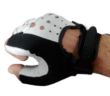 Guanti guantini tagliati da