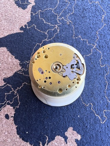 Zenith cal 126 movement - cal,