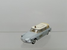 Dinky Toys 62 Break ID 19
