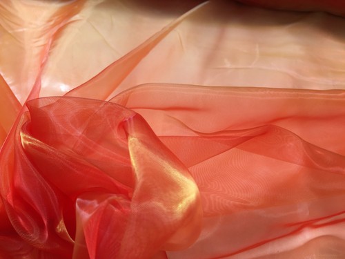 Tende tulle voile tessuto - in,
