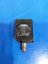 BANNER QMT42VP6FF500Q SENSORE
