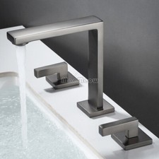 Rubinetto miscelatore lavabo