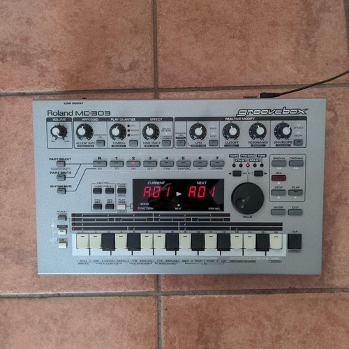 Roland 303 groove - roland,