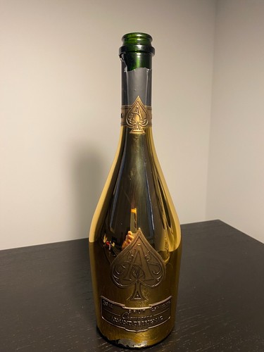 Champagne armand brignac - armand, de