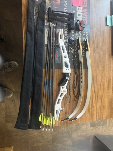 Hoyt excel ilf - , riser