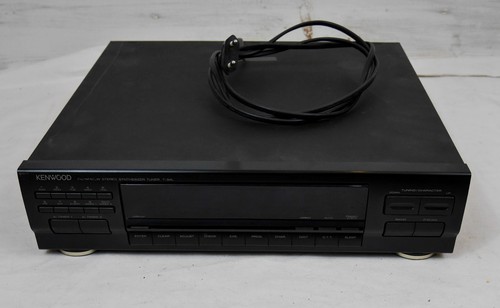 Radio tuner stereo - stereo, synthesizer