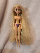 Disney Store Rapunzel bambola mini doll 15 cm
