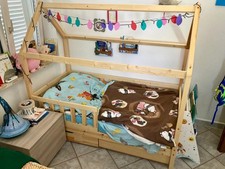 Letto a Forma Di Casetta per