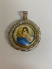 GRANDE MEDAGLIONE CIONDOLO CAPOCULLA MADONNA E BAMBINO RELIGIOSO LAMINA ARGENTO