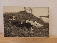 Ritratto di donna sdraiata