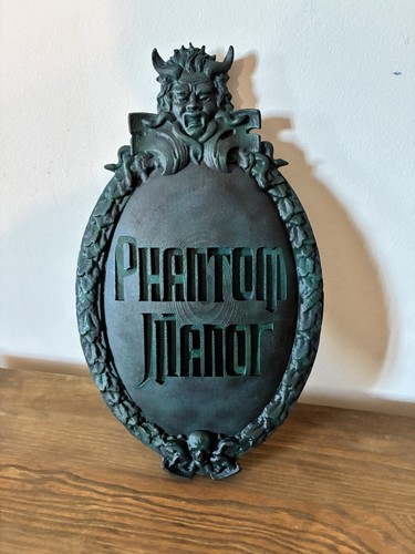 Plaque phantom manor - phantom,