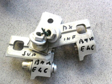 Coppia di cerniere con dadi di fissaggio x BMW E46 ant. dx, colore argento usate