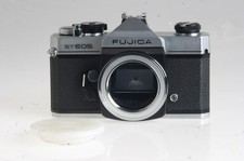 Custodia Fujica ST605 M42