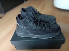 jordan reveal premium black