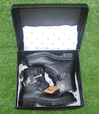 💥 Stivali Dr. Martens 1460