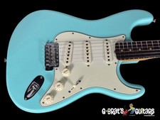 2024 FENDER STRATOCASTER '64