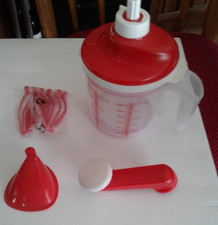 TUPPERWARE EZ SPEEDY WHIP &