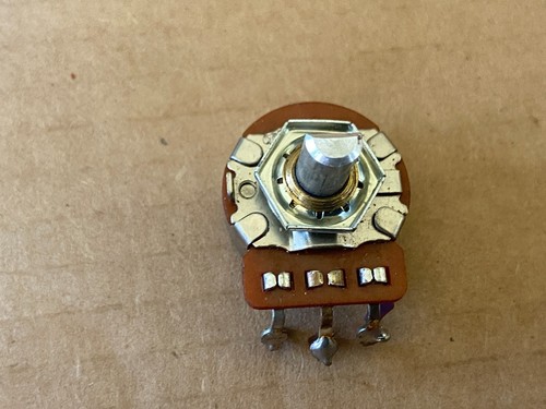 Amplificatore chitarra albero