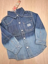 Bellissima camicia di jeans