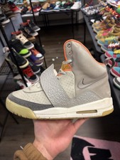 Size 8.5 - Nike Air Yeezy Zen