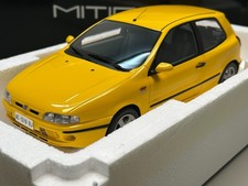 Modellino auto in resina