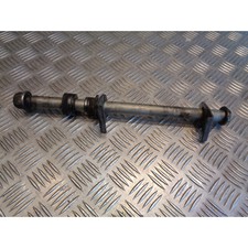 axe entretoise roue arriere