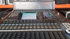 Mixer digitale Yamaha DM1000 V2 - 48 ch IN max + meter bridge MB100