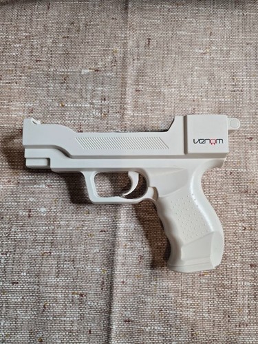Nintendo wii gun controller - nintendo,