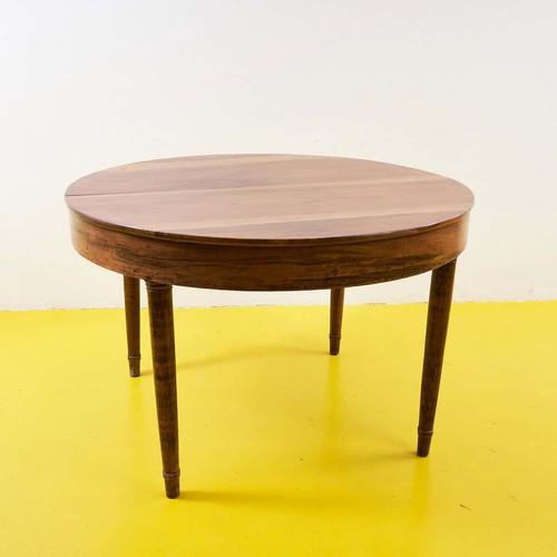 Elegante tavolo rotondo - elegante,