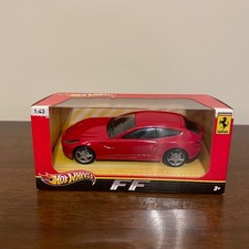 Hotwheels FF Ferrari Asst. scala 1:43 V8369 x5534 Auto pressofusa rossa nuova con scatola