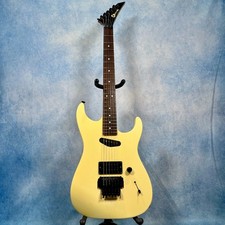 Charvel Jackson DK-060 bianco