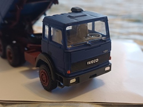 Iveco 330 cava kipper - cava, 1/87