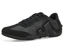 Sneakers e scarpe da