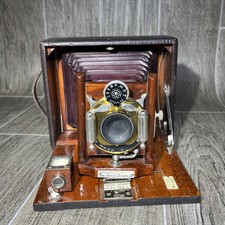 Antica macchina fotografica