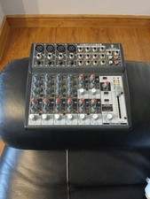 Mixer audio Behringer XENYX