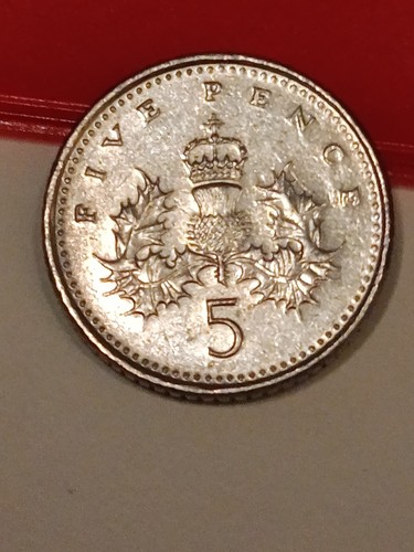 Pence inglesi del - 5,