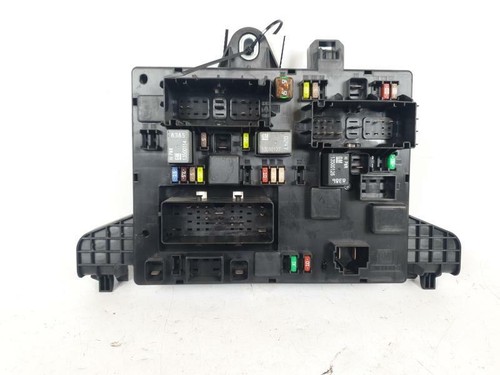 13302301 scatola fusibili opel - 13302301,