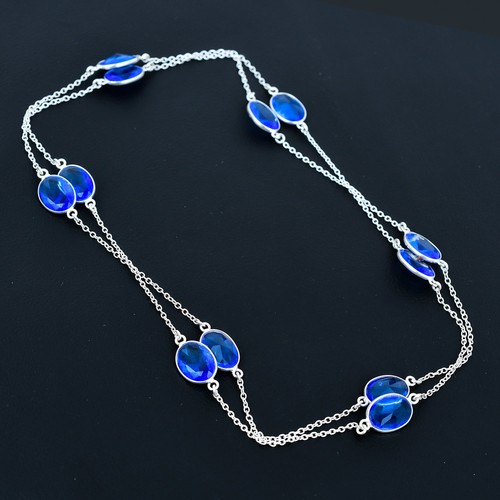 Collana con pietre preziose