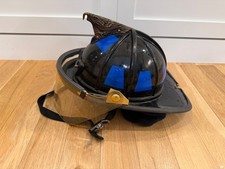 Lion Apparel Paul Conway casco