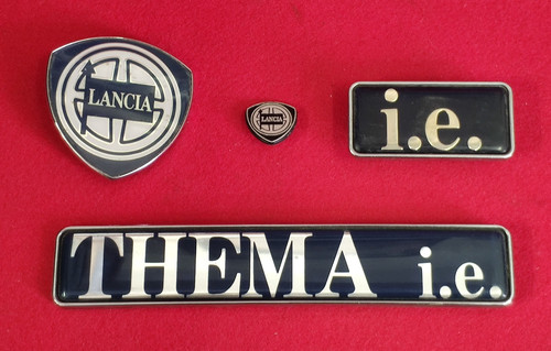 Lotto stemmi lancia - lancia, thema