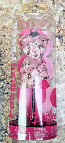 Vintage 2005 barbie - vintage, fashion