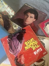 Lotto 79 Dischi In Vinile 45 Giri e CDItaliani Stranieri e CD Musicali