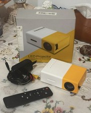 VIDEOPROIETTORE PROIETTORE LED